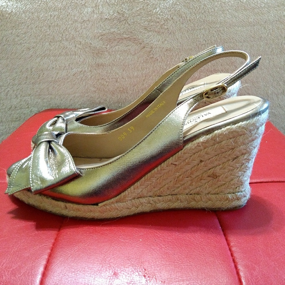 Valentino's wedges